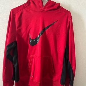 Boys Nike Therma-Fit hoodie